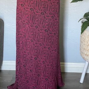 Style and Co. vintage maxi burgundy and black 100% Rayon maxi skirt size 14